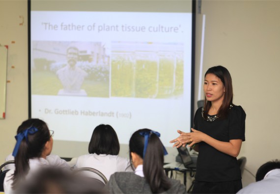 ภาพกิจกรรม ค่ายวิทยาศาสตร์โรงเรียนตากพิทยาคม จัดโดย คณะวิทยาศาสตร์และเทคโนโลยี