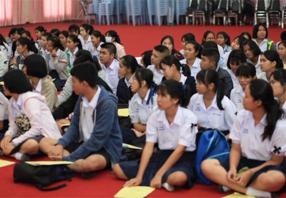 ภาพกิจกรรม ค่ายวิทยาศาสตร์โรงเรียนตากพิทยาคม จัดโดย คณะวิทยาศาสตร์และเทคโนโลยี