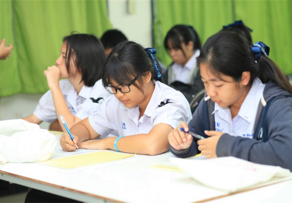ภาพกิจกรรม ค่ายวิทยาศาสตร์โรงเรียนตากพิทยาคม จัดโดย คณะวิทยาศาสตร์และเทคโนโลยี
