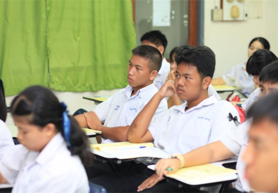 ภาพกิจกรรม ค่ายวิทยาศาสตร์โรงเรียนตากพิทยาคม จัดโดย คณะวิทยาศาสตร์และเทคโนโลยี