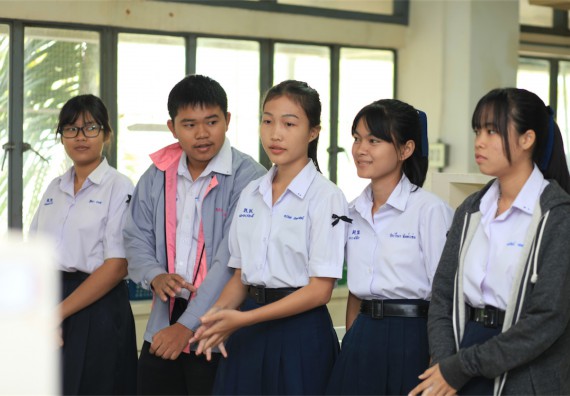 ภาพกิจกรรม ค่ายวิทยาศาสตร์โรงเรียนตากพิทยาคม จัดโดย คณะวิทยาศาสตร์และเทคโนโลยี