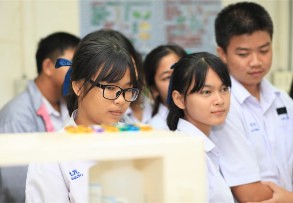 ภาพกิจกรรม ค่ายวิทยาศาสตร์โรงเรียนตากพิทยาคม จัดโดย คณะวิทยาศาสตร์และเทคโนโลยี
