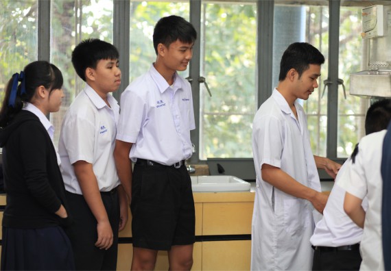 ภาพกิจกรรม ค่ายวิทยาศาสตร์โรงเรียนตากพิทยาคม จัดโดย คณะวิทยาศาสตร์และเทคโนโลยี