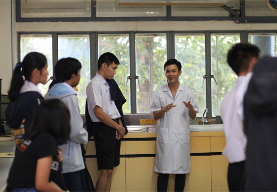 ภาพกิจกรรม ค่ายวิทยาศาสตร์โรงเรียนตากพิทยาคม จัดโดย คณะวิทยาศาสตร์และเทคโนโลยี