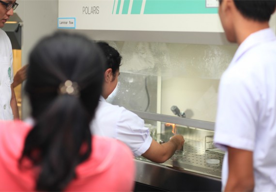 ภาพกิจกรรม ค่ายวิทยาศาสตร์โรงเรียนตากพิทยาคม จัดโดย คณะวิทยาศาสตร์และเทคโนโลยี