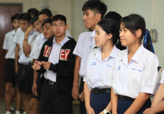 ภาพกิจกรรม ค่ายวิทยาศาสตร์โรงเรียนตากพิทยาคม จัดโดย คณะวิทยาศาสตร์และเทคโนโลยี