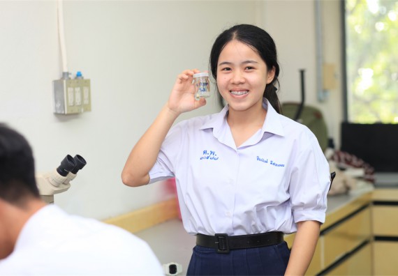 ภาพกิจกรรม ค่ายวิทยาศาสตร์โรงเรียนตากพิทยาคม จัดโดย คณะวิทยาศาสตร์และเทคโนโลยี