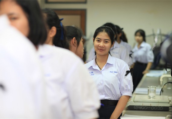 ภาพกิจกรรม ค่ายวิทยาศาสตร์โรงเรียนตากพิทยาคม จัดโดย คณะวิทยาศาสตร์และเทคโนโลยี