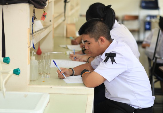 ภาพกิจกรรม ค่ายวิทยาศาสตร์โรงเรียนตากพิทยาคม จัดโดย คณะวิทยาศาสตร์และเทคโนโลยี