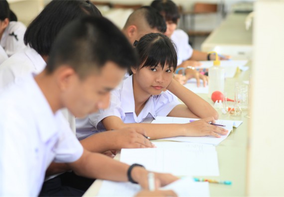 ภาพกิจกรรม ค่ายวิทยาศาสตร์โรงเรียนตากพิทยาคม จัดโดย คณะวิทยาศาสตร์และเทคโนโลยี