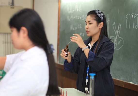 ภาพกิจกรรม ค่ายวิทยาศาสตร์โรงเรียนตากพิทยาคม จัดโดย คณะวิทยาศาสตร์และเทคโนโลยี