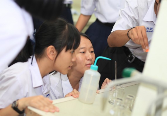 ภาพกิจกรรม ค่ายวิทยาศาสตร์โรงเรียนตากพิทยาคม จัดโดย คณะวิทยาศาสตร์และเทคโนโลยี