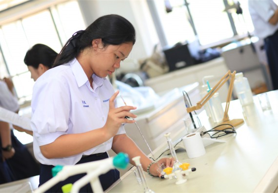 ภาพกิจกรรม ค่ายวิทยาศาสตร์โรงเรียนตากพิทยาคม จัดโดย คณะวิทยาศาสตร์และเทคโนโลยี