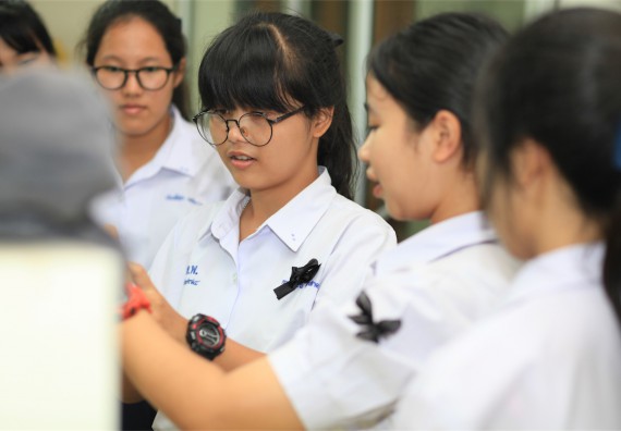 ภาพกิจกรรม ค่ายวิทยาศาสตร์โรงเรียนตากพิทยาคม จัดโดย คณะวิทยาศาสตร์และเทคโนโลยี