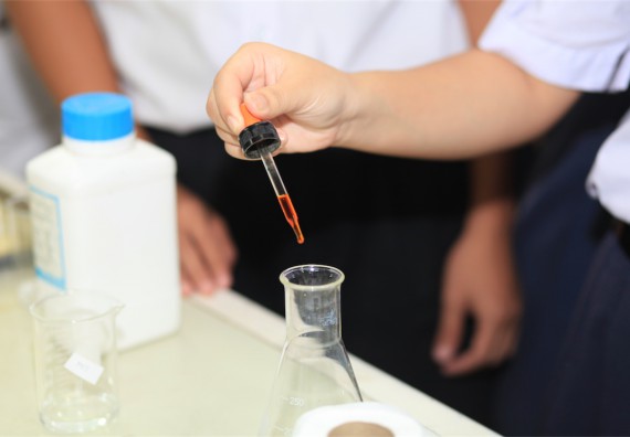 ภาพกิจกรรม ค่ายวิทยาศาสตร์โรงเรียนตากพิทยาคม จัดโดย คณะวิทยาศาสตร์และเทคโนโลยี