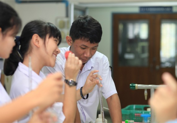 ภาพกิจกรรม ค่ายวิทยาศาสตร์โรงเรียนตากพิทยาคม จัดโดย คณะวิทยาศาสตร์และเทคโนโลยี