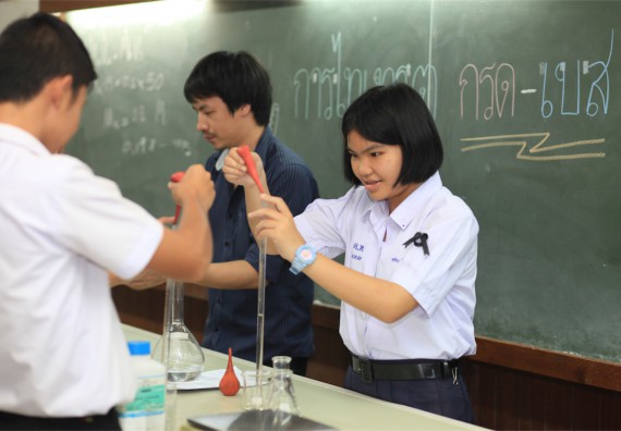 ภาพกิจกรรม ค่ายวิทยาศาสตร์โรงเรียนตากพิทยาคม จัดโดย คณะวิทยาศาสตร์และเทคโนโลยี