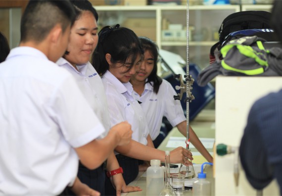 ภาพกิจกรรม ค่ายวิทยาศาสตร์โรงเรียนตากพิทยาคม จัดโดย คณะวิทยาศาสตร์และเทคโนโลยี