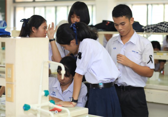 ภาพกิจกรรม ค่ายวิทยาศาสตร์โรงเรียนตากพิทยาคม จัดโดย คณะวิทยาศาสตร์และเทคโนโลยี