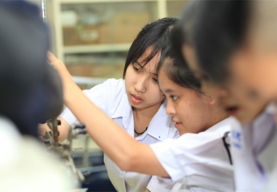 ภาพกิจกรรม ค่ายวิทยาศาสตร์โรงเรียนตากพิทยาคม จัดโดย คณะวิทยาศาสตร์และเทคโนโลยี