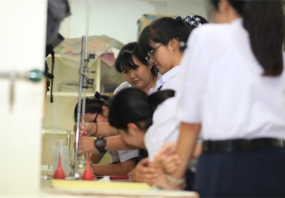 ภาพกิจกรรม ค่ายวิทยาศาสตร์โรงเรียนตากพิทยาคม จัดโดย คณะวิทยาศาสตร์และเทคโนโลยี