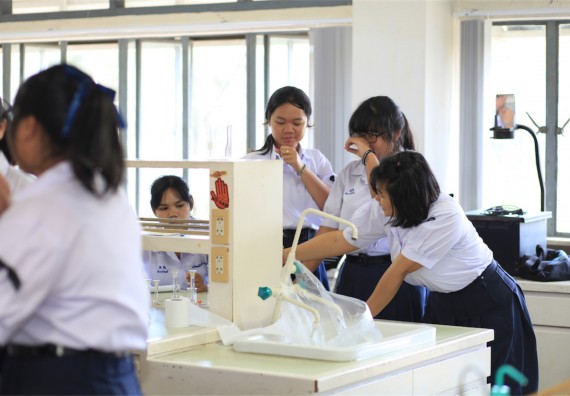 ภาพกิจกรรม ค่ายวิทยาศาสตร์โรงเรียนตากพิทยาคม จัดโดย คณะวิทยาศาสตร์และเทคโนโลยี