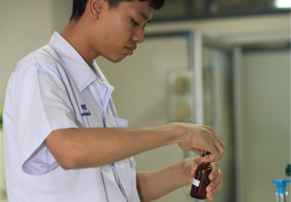 ภาพกิจกรรม ค่ายวิทยาศาสตร์โรงเรียนตากพิทยาคม จัดโดย คณะวิทยาศาสตร์และเทคโนโลยี