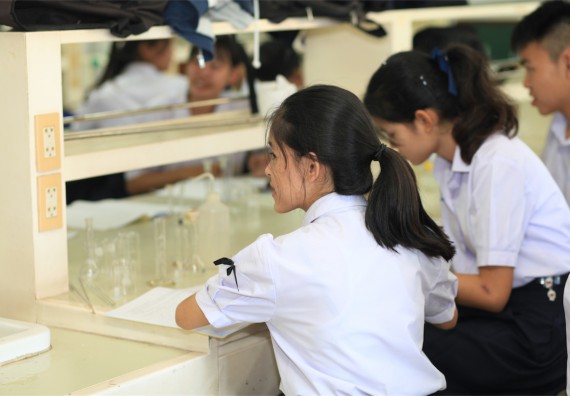 ภาพกิจกรรม ค่ายวิทยาศาสตร์โรงเรียนตากพิทยาคม จัดโดย คณะวิทยาศาสตร์และเทคโนโลยี