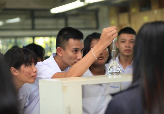 ภาพกิจกรรม ค่ายวิทยาศาสตร์โรงเรียนตากพิทยาคม จัดโดย คณะวิทยาศาสตร์และเทคโนโลยี