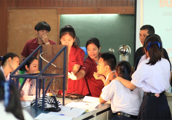 ภาพกิจกรรม ค่ายวิทยาศาสตร์โรงเรียนตากพิทยาคม จัดโดย คณะวิทยาศาสตร์และเทคโนโลยี