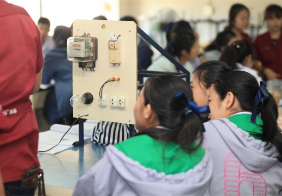 ภาพกิจกรรม ค่ายวิทยาศาสตร์โรงเรียนตากพิทยาคม จัดโดย คณะวิทยาศาสตร์และเทคโนโลยี