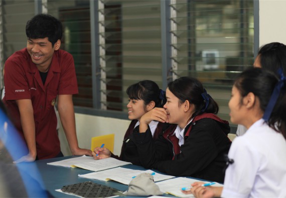 ภาพกิจกรรม ค่ายวิทยาศาสตร์โรงเรียนตากพิทยาคม จัดโดย คณะวิทยาศาสตร์และเทคโนโลยี