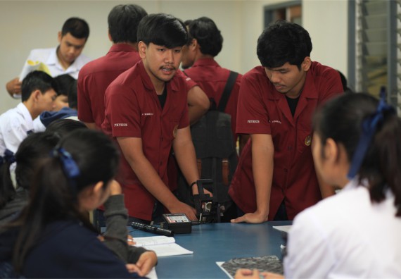 ภาพกิจกรรม ค่ายวิทยาศาสตร์โรงเรียนตากพิทยาคม จัดโดย คณะวิทยาศาสตร์และเทคโนโลยี