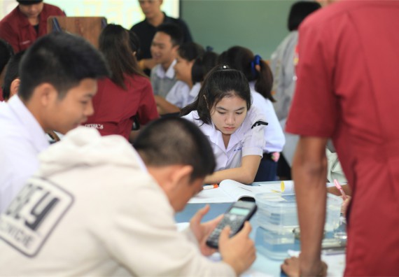 ภาพกิจกรรม ค่ายวิทยาศาสตร์โรงเรียนตากพิทยาคม จัดโดย คณะวิทยาศาสตร์และเทคโนโลยี