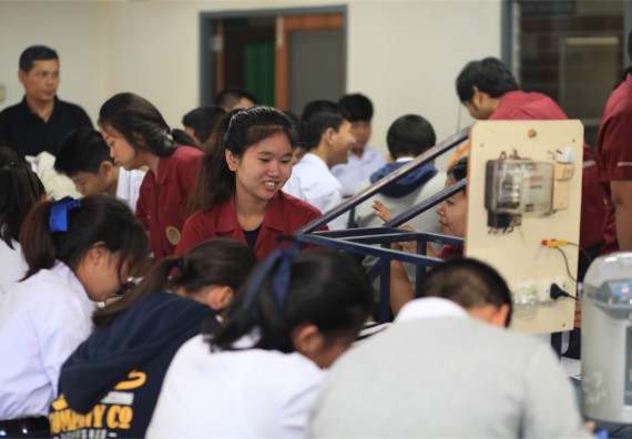 ภาพกิจกรรม ค่ายวิทยาศาสตร์โรงเรียนตากพิทยาคม จัดโดย คณะวิทยาศาสตร์และเทคโนโลยี