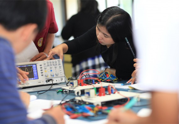 ภาพกิจกรรม ค่ายวิทยาศาสตร์โรงเรียนตากพิทยาคม จัดโดย คณะวิทยาศาสตร์และเทคโนโลยี