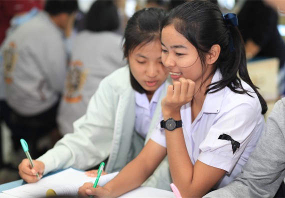 ภาพกิจกรรม ค่ายวิทยาศาสตร์โรงเรียนตากพิทยาคม จัดโดย คณะวิทยาศาสตร์และเทคโนโลยี