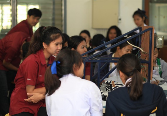 ภาพกิจกรรม ค่ายวิทยาศาสตร์โรงเรียนตากพิทยาคม จัดโดย คณะวิทยาศาสตร์และเทคโนโลยี