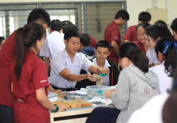 ภาพกิจกรรม ค่ายวิทยาศาสตร์โรงเรียนตากพิทยาคม จัดโดย คณะวิทยาศาสตร์และเทคโนโลยี