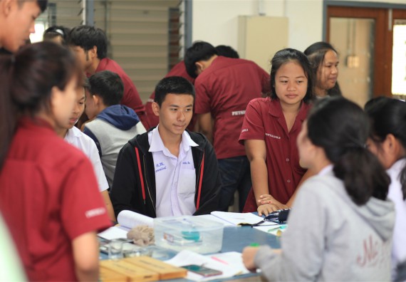 ภาพกิจกรรม ค่ายวิทยาศาสตร์โรงเรียนตากพิทยาคม จัดโดย คณะวิทยาศาสตร์และเทคโนโลยี