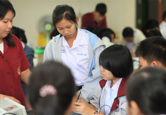 ภาพกิจกรรม ค่ายวิทยาศาสตร์โรงเรียนตากพิทยาคม จัดโดย คณะวิทยาศาสตร์และเทคโนโลยี