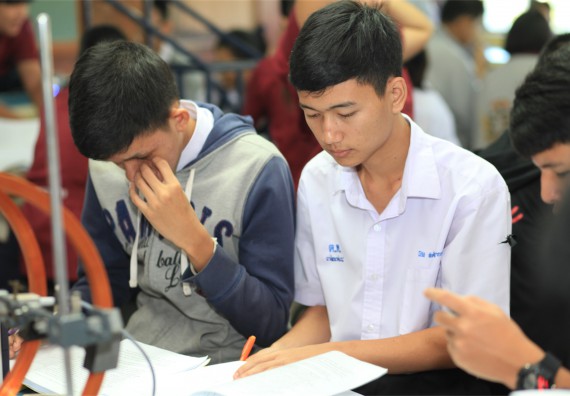 ภาพกิจกรรม ค่ายวิทยาศาสตร์โรงเรียนตากพิทยาคม จัดโดย คณะวิทยาศาสตร์และเทคโนโลยี