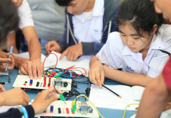 ภาพกิจกรรม ค่ายวิทยาศาสตร์โรงเรียนตากพิทยาคม จัดโดย คณะวิทยาศาสตร์และเทคโนโลยี