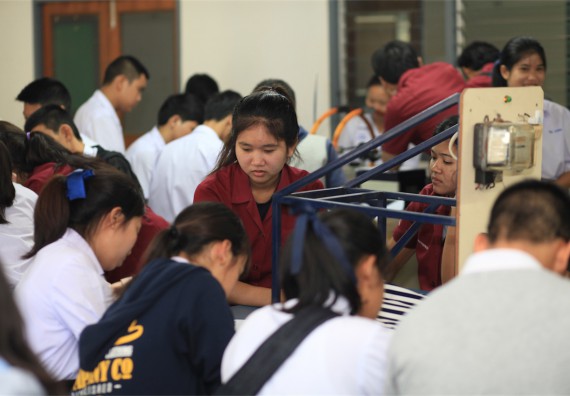 ภาพกิจกรรม ค่ายวิทยาศาสตร์โรงเรียนตากพิทยาคม จัดโดย คณะวิทยาศาสตร์และเทคโนโลยี