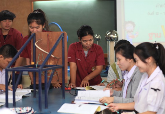 ภาพกิจกรรม ค่ายวิทยาศาสตร์โรงเรียนตากพิทยาคม จัดโดย คณะวิทยาศาสตร์และเทคโนโลยี