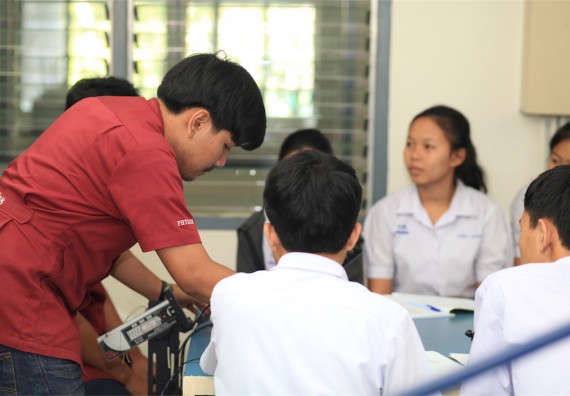 ภาพกิจกรรม ค่ายวิทยาศาสตร์โรงเรียนตากพิทยาคม จัดโดย คณะวิทยาศาสตร์และเทคโนโลยี