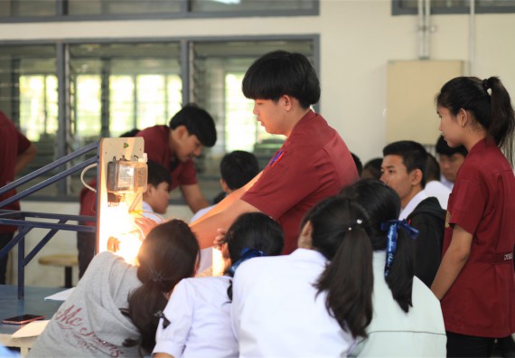 ภาพกิจกรรม ค่ายวิทยาศาสตร์โรงเรียนตากพิทยาคม จัดโดย คณะวิทยาศาสตร์และเทคโนโลยี