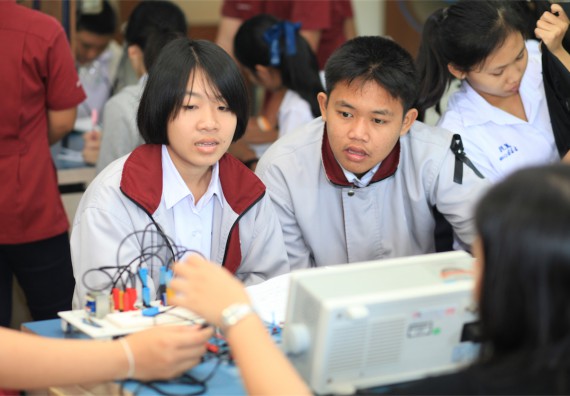 ภาพกิจกรรม ค่ายวิทยาศาสตร์โรงเรียนตากพิทยาคม จัดโดย คณะวิทยาศาสตร์และเทคโนโลยี