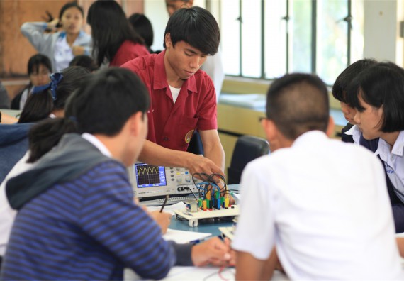 ภาพกิจกรรม ค่ายวิทยาศาสตร์โรงเรียนตากพิทยาคม จัดโดย คณะวิทยาศาสตร์และเทคโนโลยี