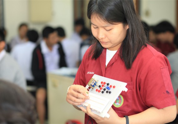 ภาพกิจกรรม ค่ายวิทยาศาสตร์โรงเรียนตากพิทยาคม จัดโดย คณะวิทยาศาสตร์และเทคโนโลยี